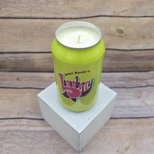 Aunt Rosies Loganberry candle side view