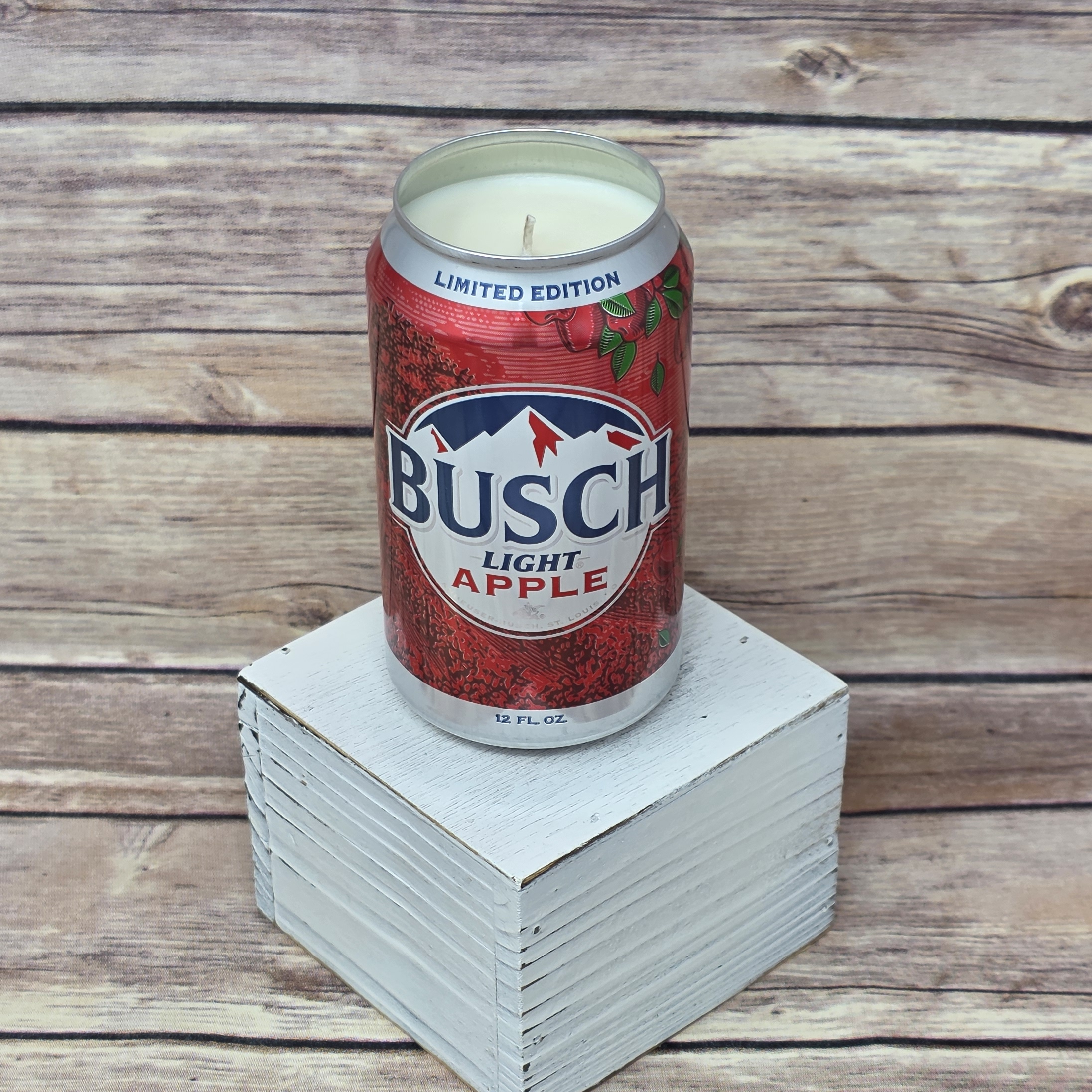 This fun soy candle, featuring the Busch Light Apple can design, is ready to go.
